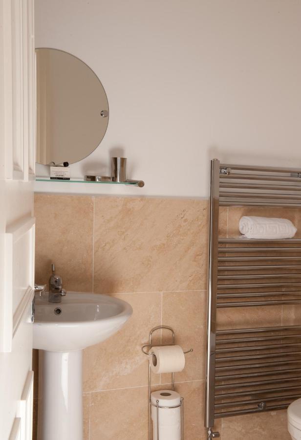 Albany House By Harrogate Serviced Apartments Exterior photo